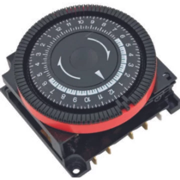 DIEHL 882 Előlapba szerelhető kvarcz vezérelt analóg kapcsolóóra