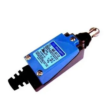 ME-8112 Nyomó görgős végálláskapcsoló